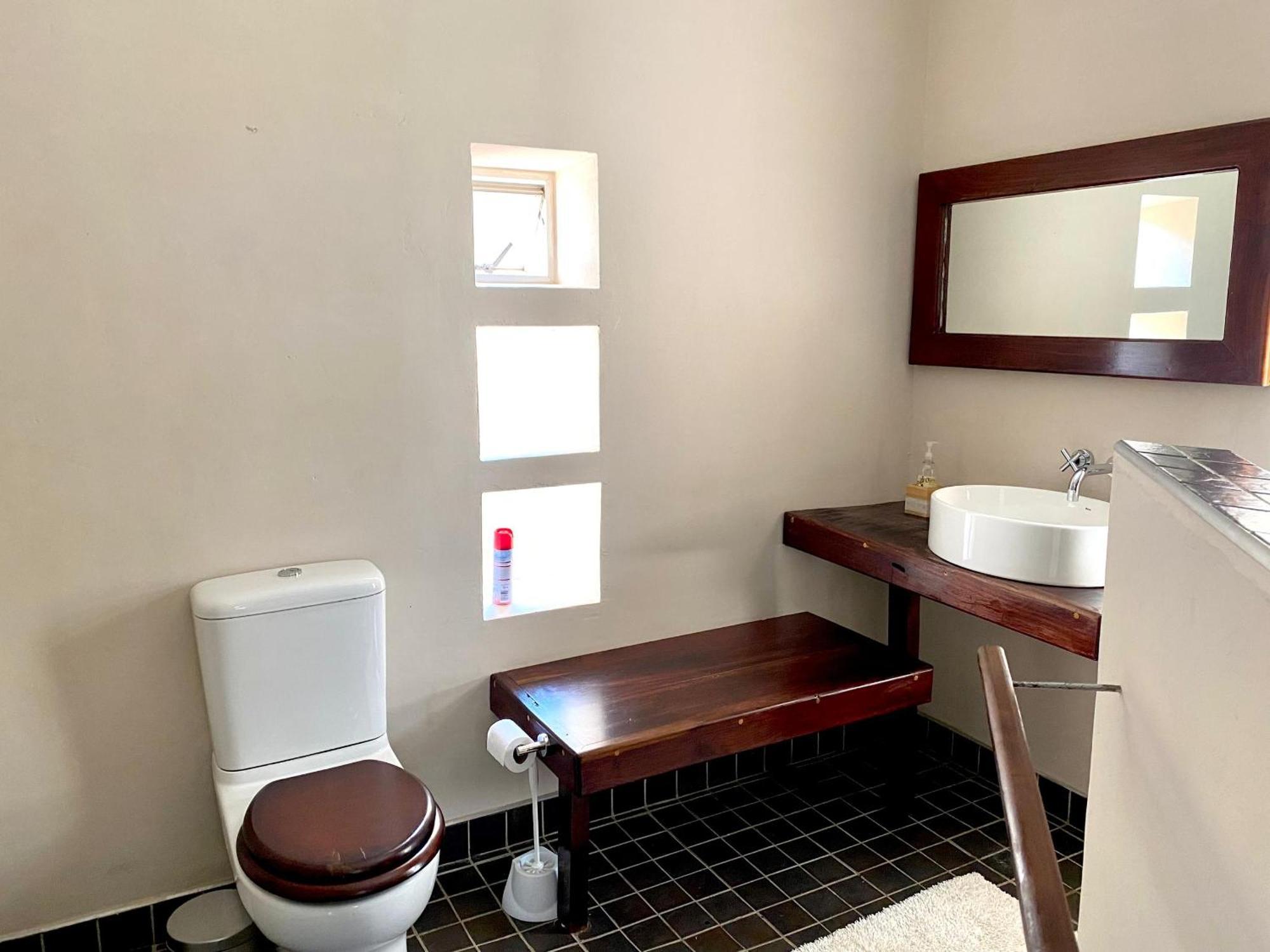 Cavallo Guesthouse Виндхук Экстерьер фото